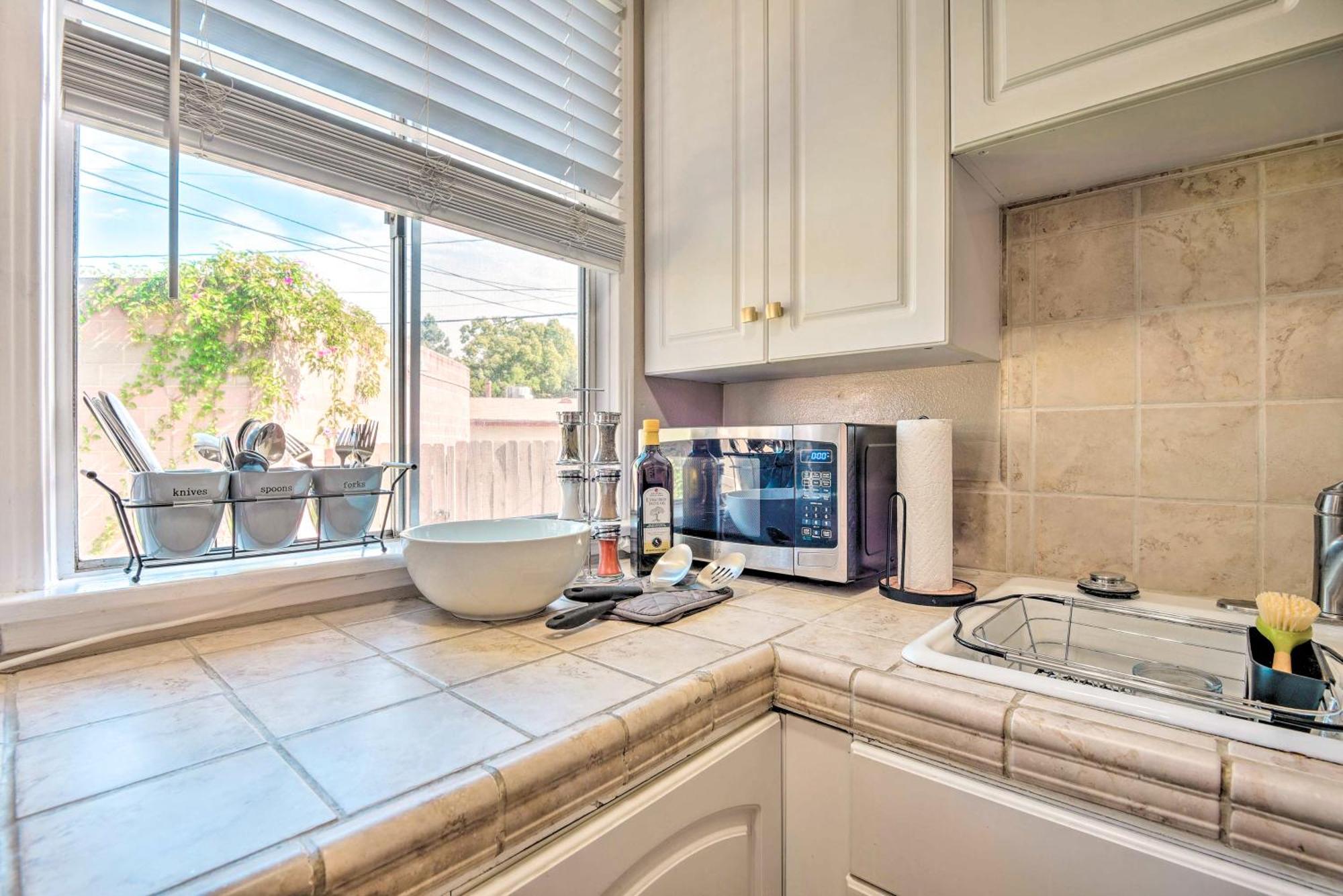 Stylish And Modern Burbank Gem With Private Yard! Villa Exterior photo